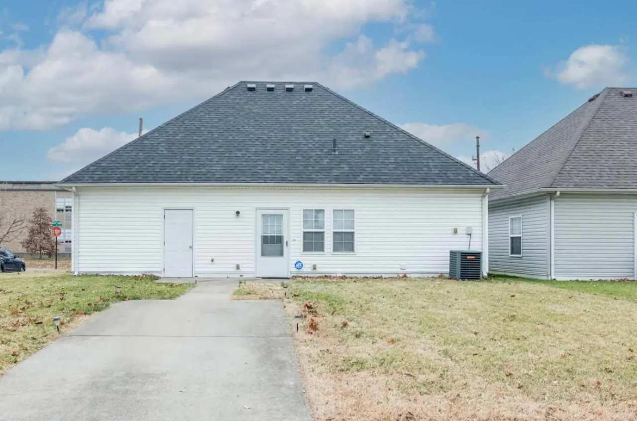 Spacious Family Retreat - Churchill Downs & Downtown Holiday home *