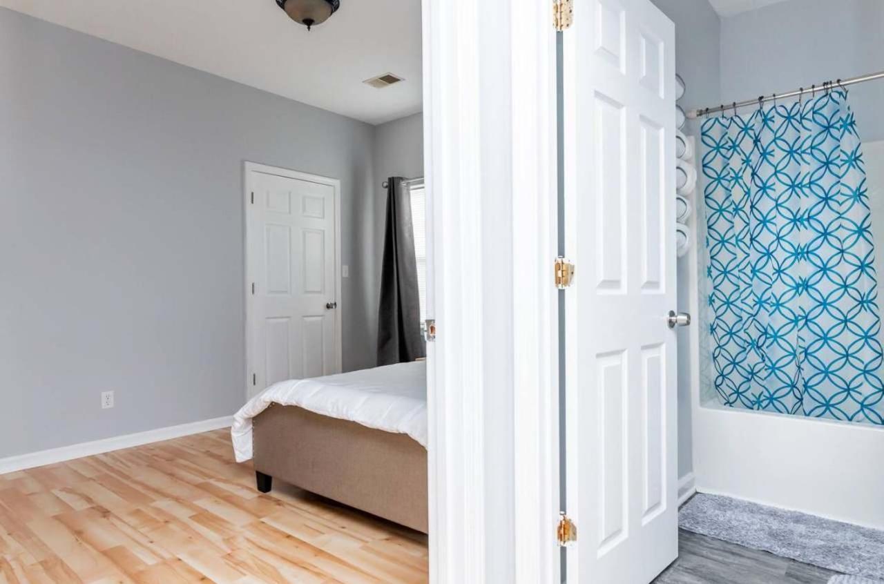 Spacious Family Retreat - Churchill Downs & Downtown Holiday home Louisville